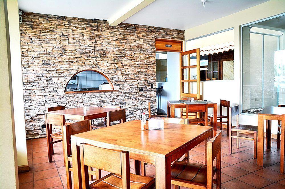Hotel La Villa Quesada  Екстер'єр фото