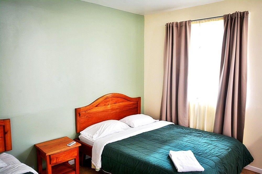 Hotel La Villa Quesada  Екстер'єр фото