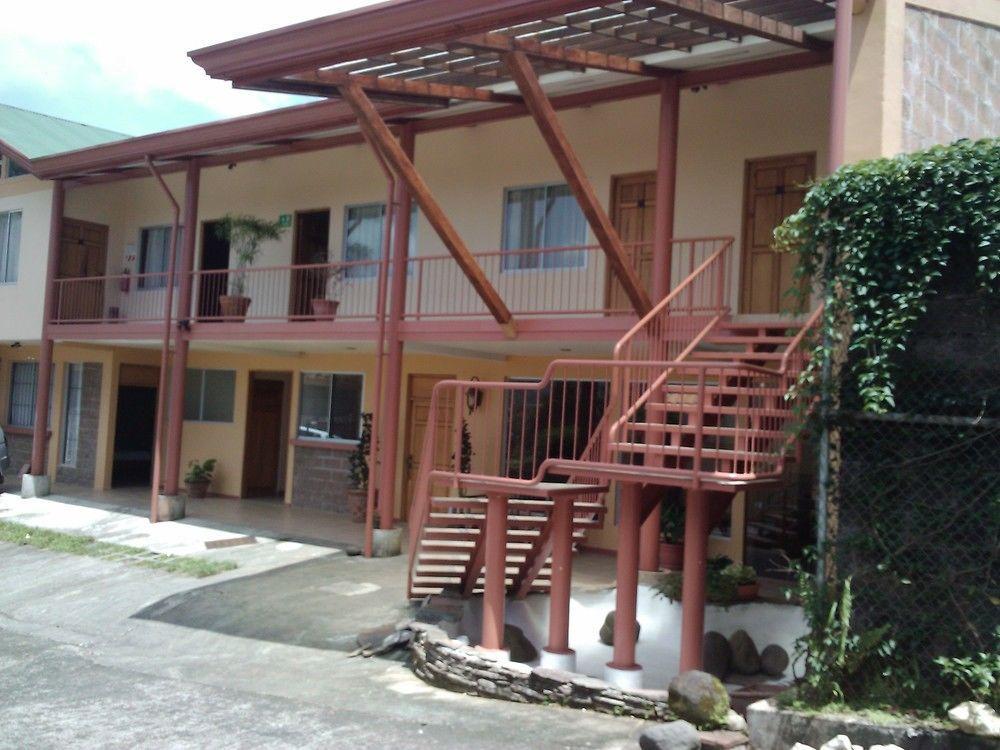 Hotel La Villa Quesada  Екстер'єр фото