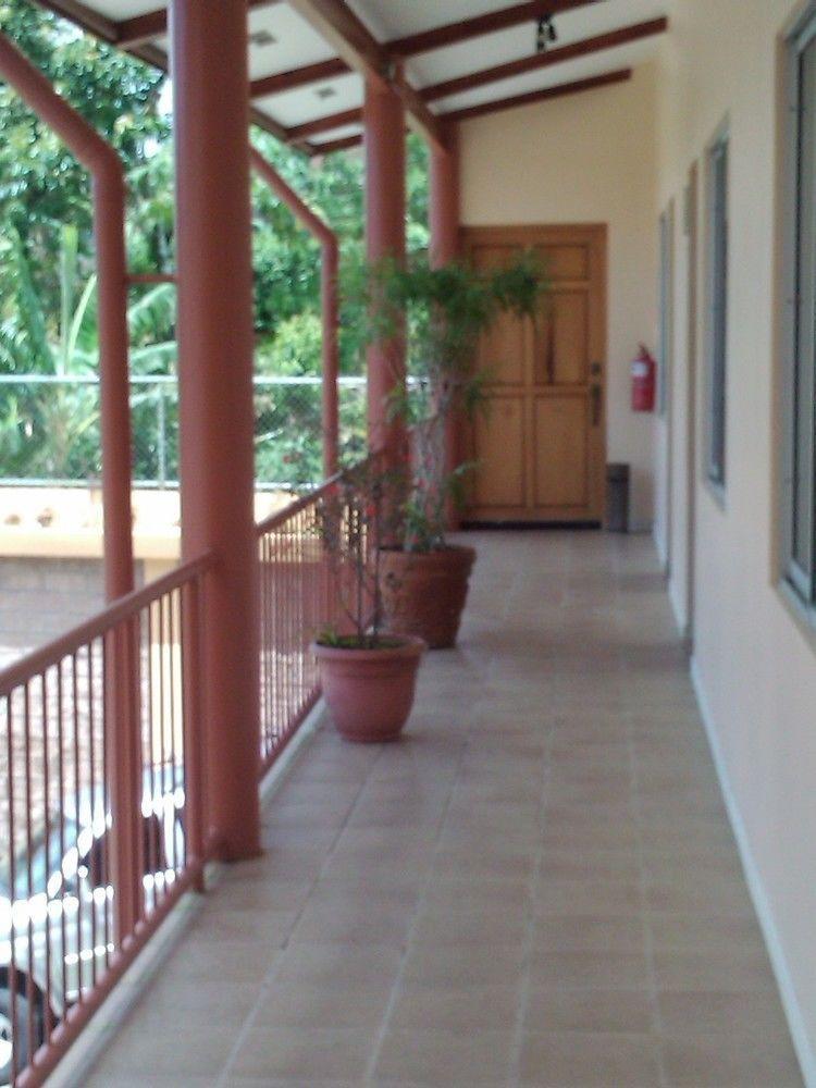 Hotel La Villa Quesada  Екстер'єр фото
