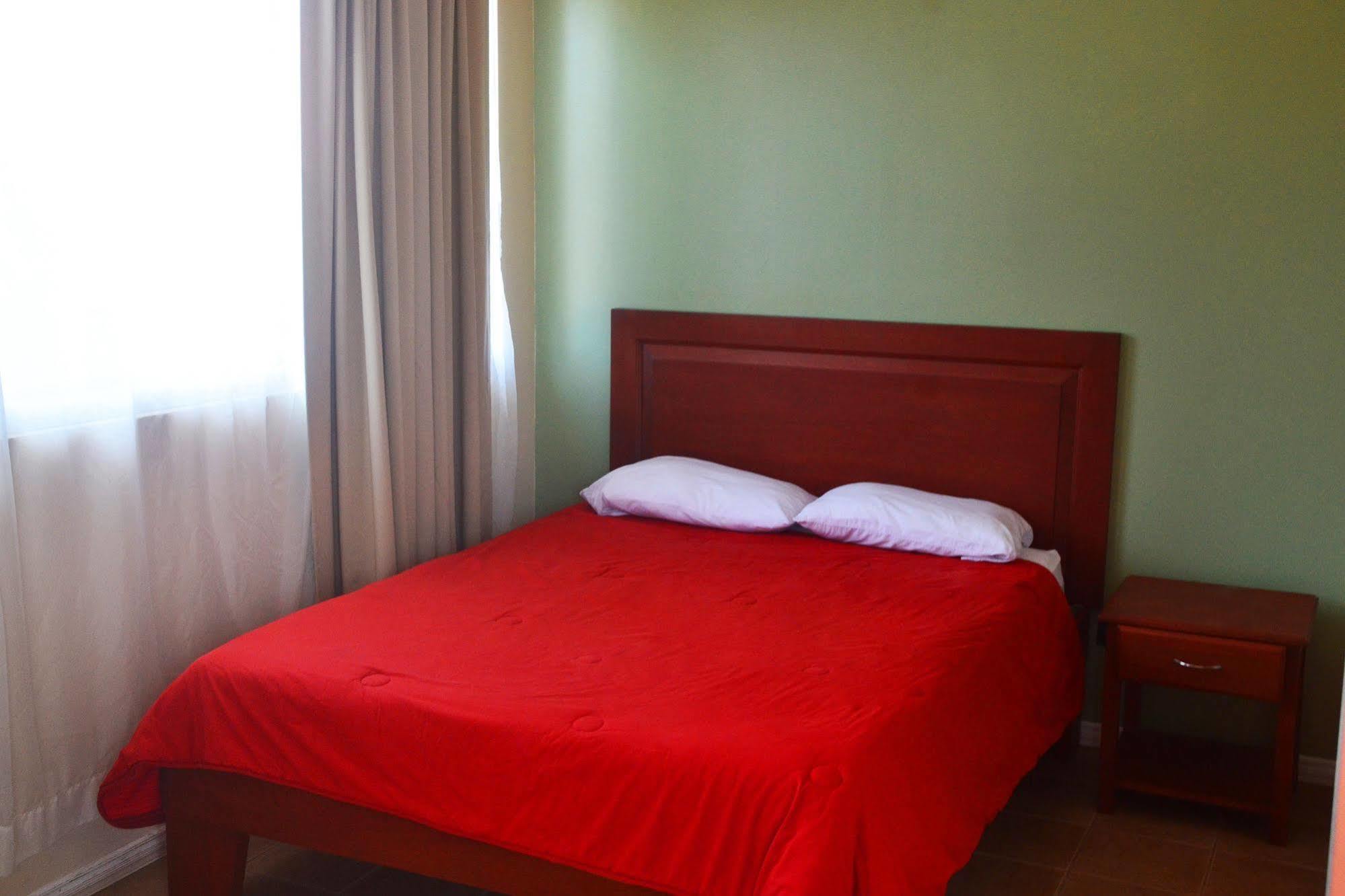 Hotel La Villa Quesada  Екстер'єр фото